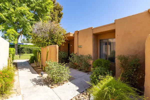 4890 N Winners Circle #B, Palm Springs, CA 92264