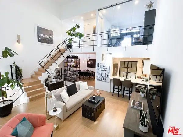 4355 Ventura Canyon Avenue #203, Sherman Oaks, CA 91423