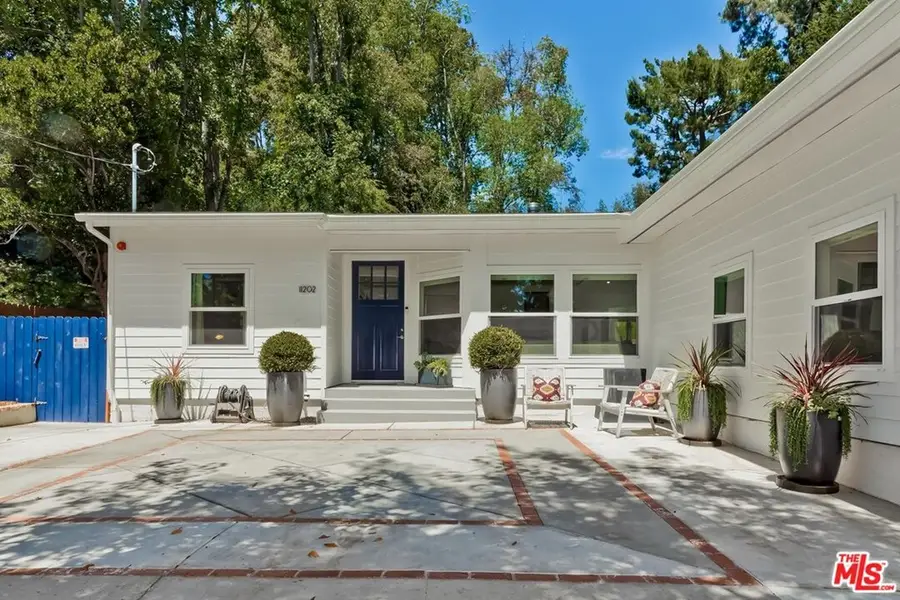11202 Canton Drive, Studio City, CA 91604 - #3