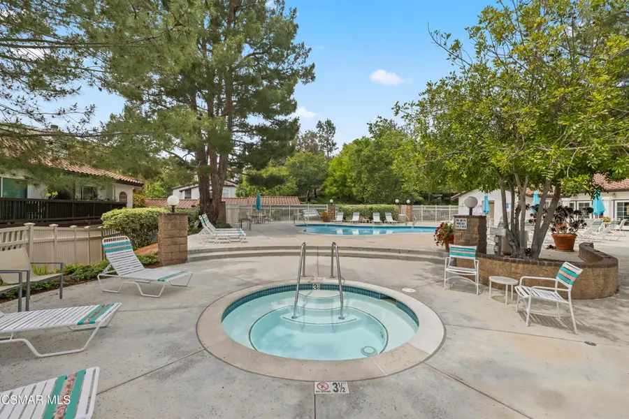 513 Water Oak Lane #D, Oak Park, CA 91377 - Image #3