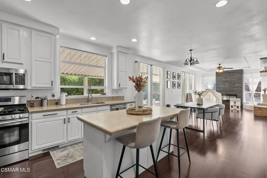 15455 Glenoaks Boulevard #146, Sylmar, CA 91342 - #2