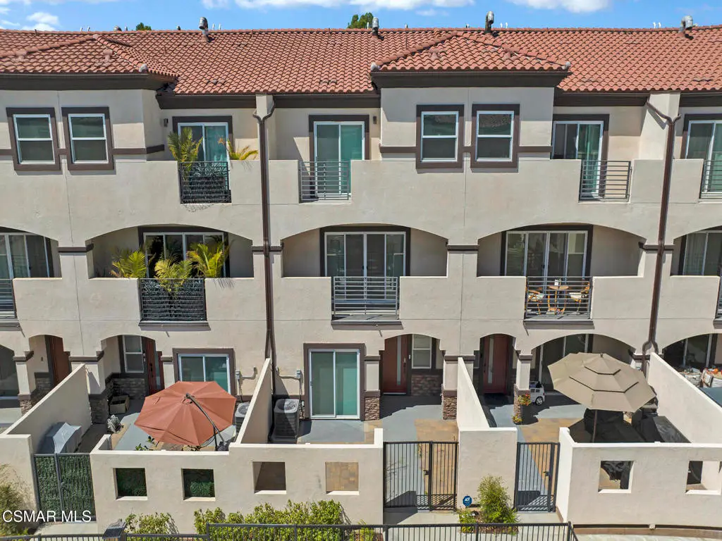 910 Warwick Avenue, Thousand Oaks, CA 91360 - Image #1