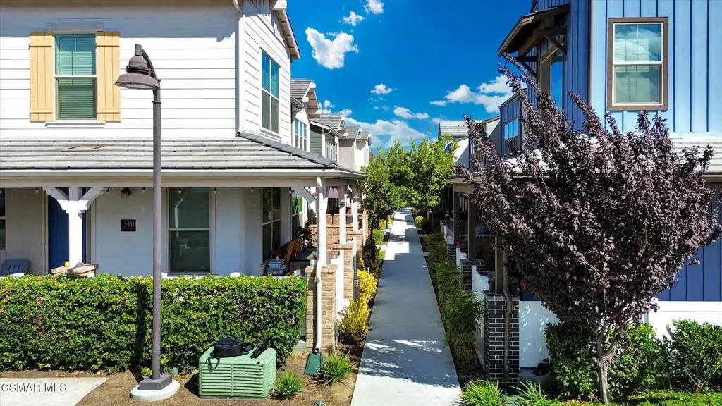 310 Farmhouse Drive #4, Simi Valley, CA 93065 - Image #1