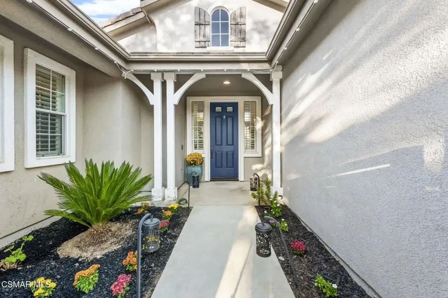 986 Lincoln Court, Simi Valley, CA 93065 - Image #2