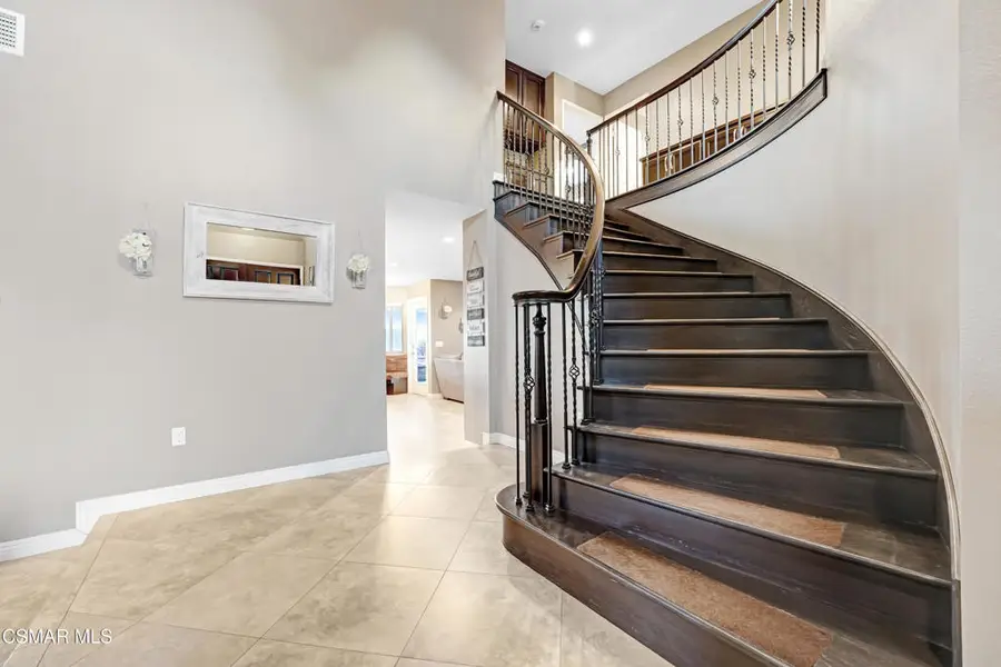 610 Nicole Drive, Thousand Oaks, CA 91320 - Image #3