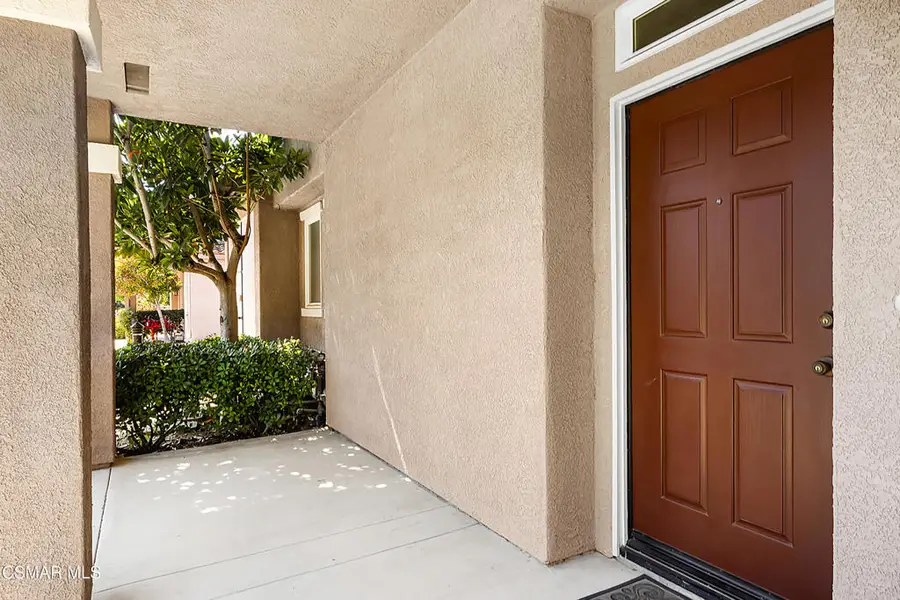 1325 Ashton Park Lane, Newbury Park, CA 91320 - Image #2
