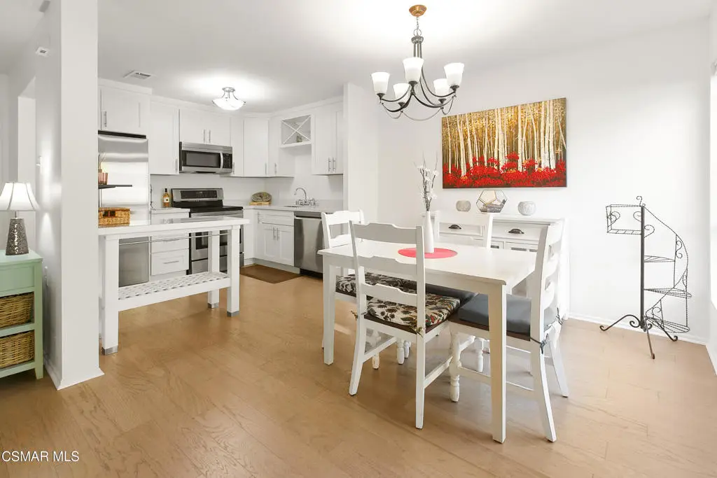 286 Oakleaf Drive #22, Thousand Oaks, CA 91360 - Image #1