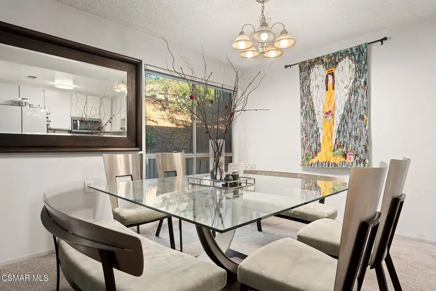 327 Chestnut Hill Court #11, Thousand Oaks, CA 91360 - Image #3