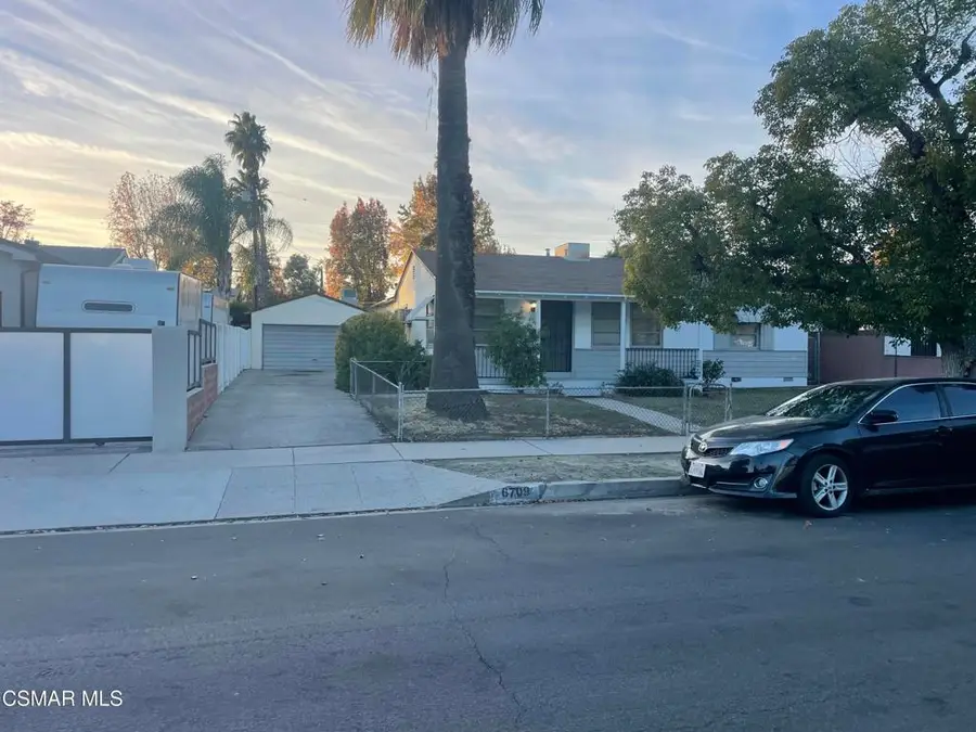 6709 Goodland Avenue, North Hollywood, CA 91606 - Image #2