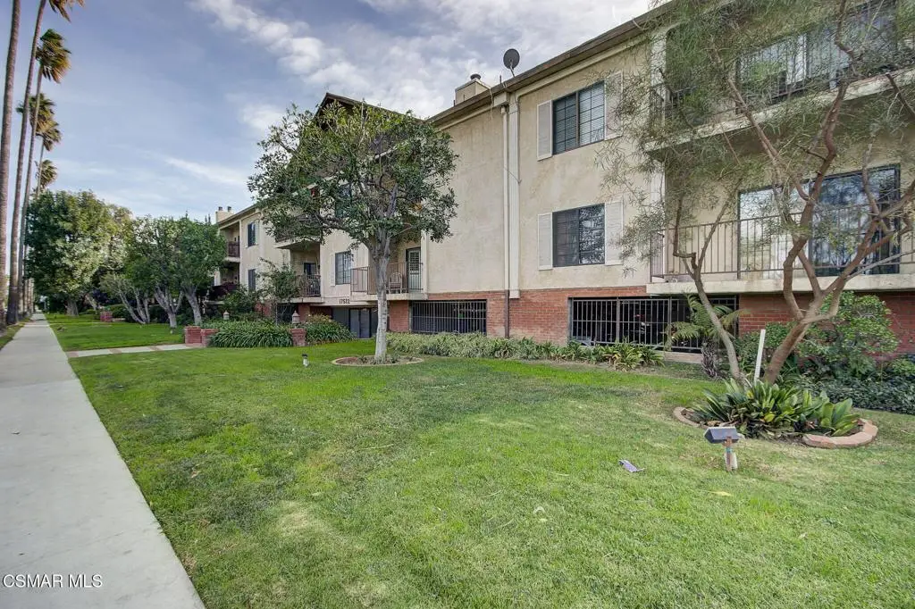 17522 Sherman Way #204, Van Nuys, CA 91406 - Image #1