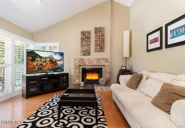 74 Rosehedge Lane, Oak Park, CA 91377 - Image #3