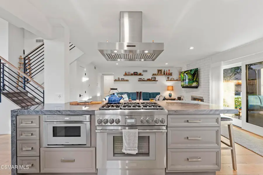 854 Lindawood Street, Newbury Park, CA 91320 - #2