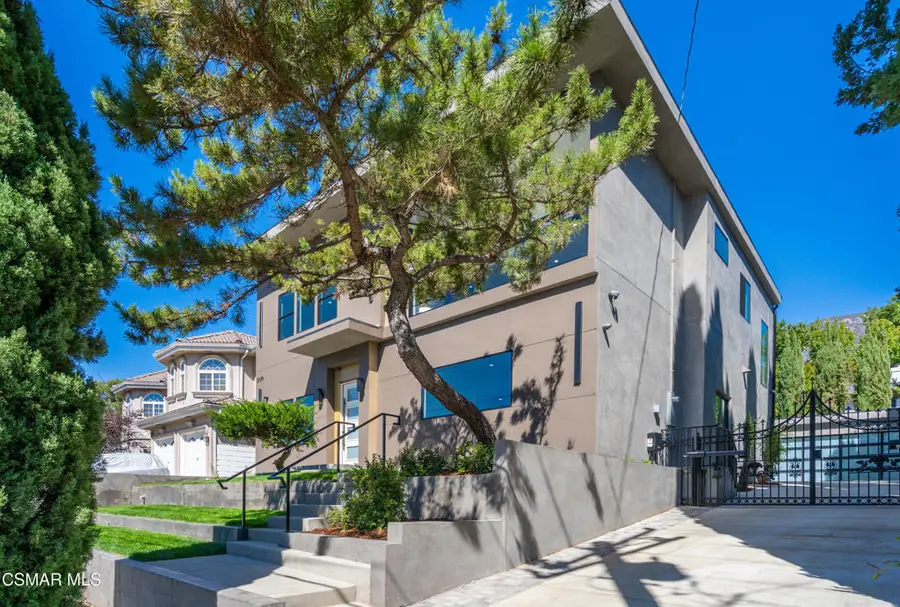 3129 Orange Avenue, La Crescenta, CA 91214 - #3