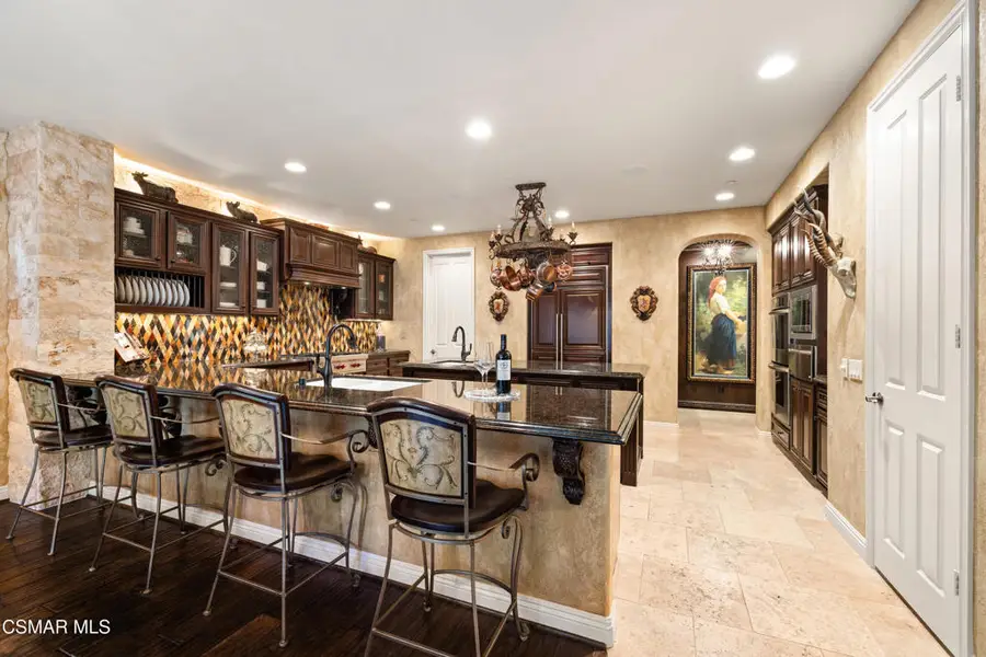 3320 Whispering Glen Court, Simi Valley, CA 93065 - #3