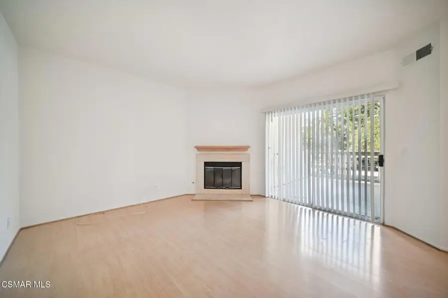 668 Oak Run Trail #103, Oak Park, CA 91377 - #2