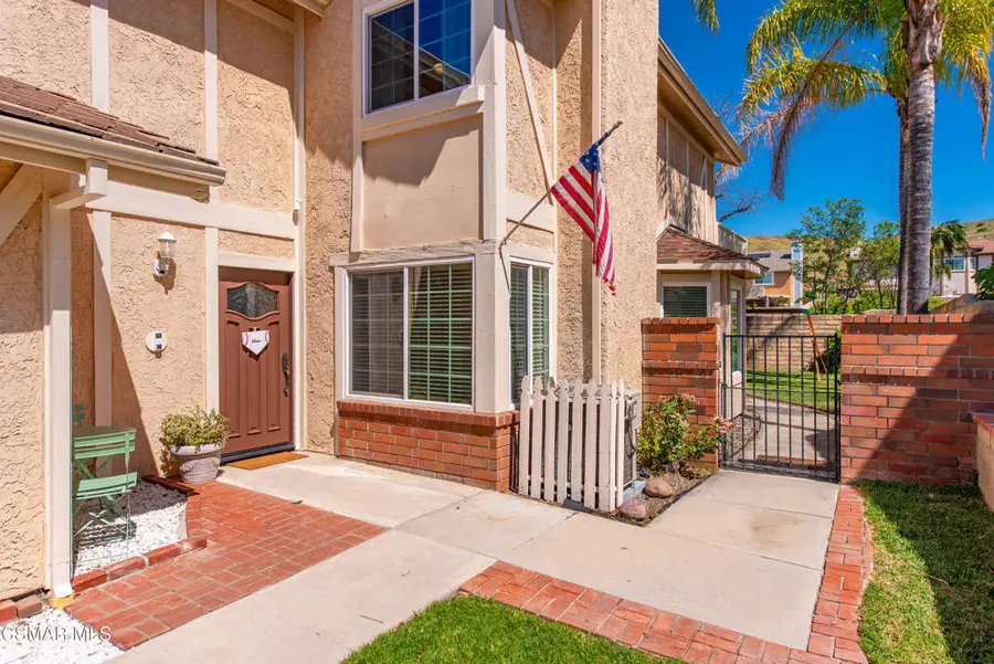 830 Devon Court, Simi Valley, CA 93065 - #3