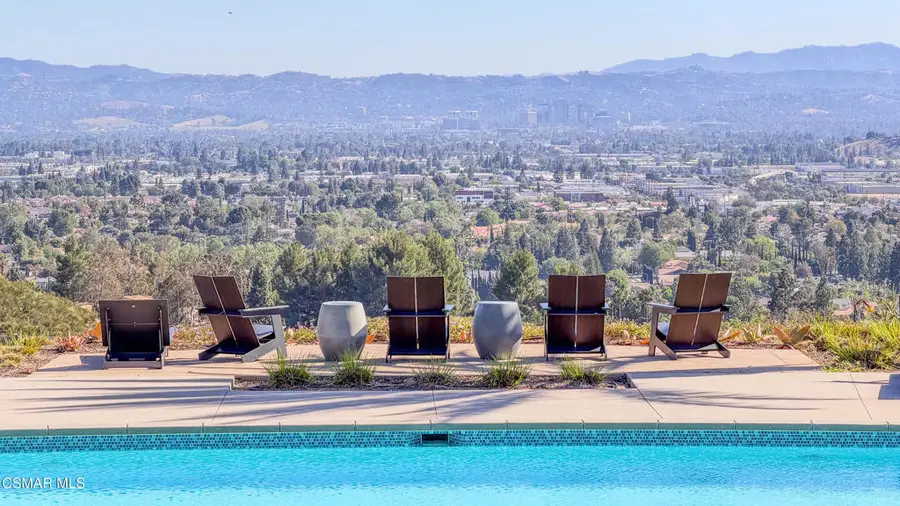 21242 W Wild Flower Way, Chatsworth, CA 91311 - #3