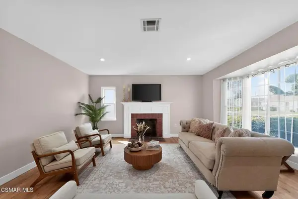 3722 Degnan Boulevard, Los Angeles, CA 90018