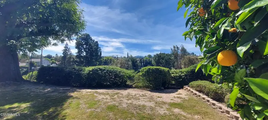 22 Van Dyke Street, Thousand Oaks, CA 91360 - #2