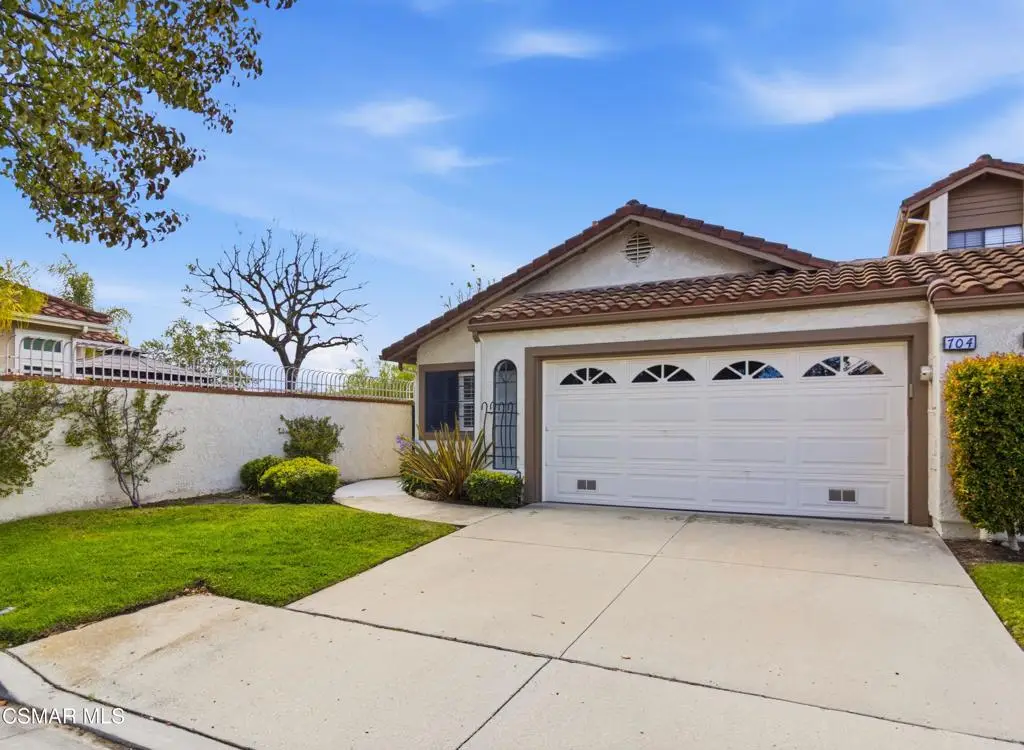 704 Wind Willow Way, Simi Valley, CA 93065 - #1