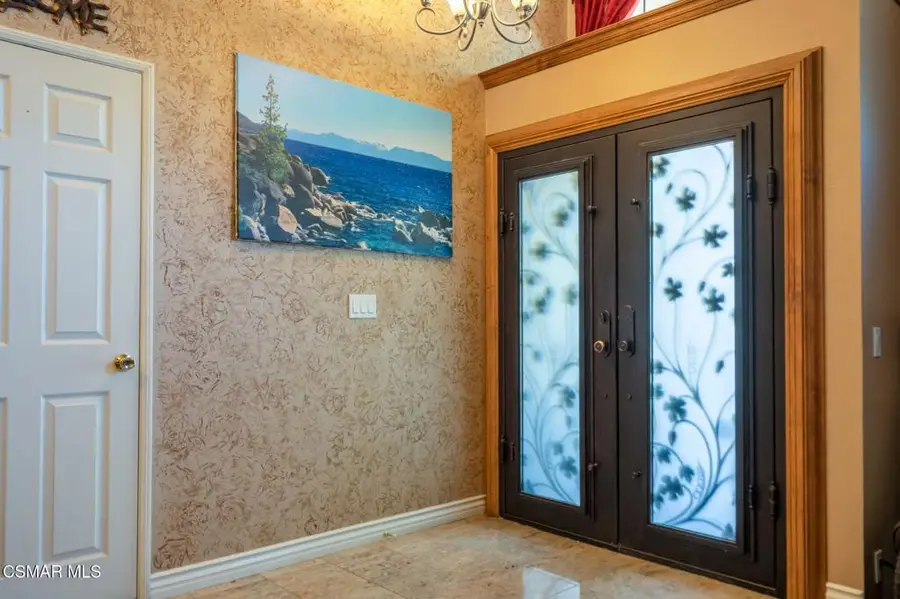 579 Gilbert Street, Newbury Park, CA 91320 - #3