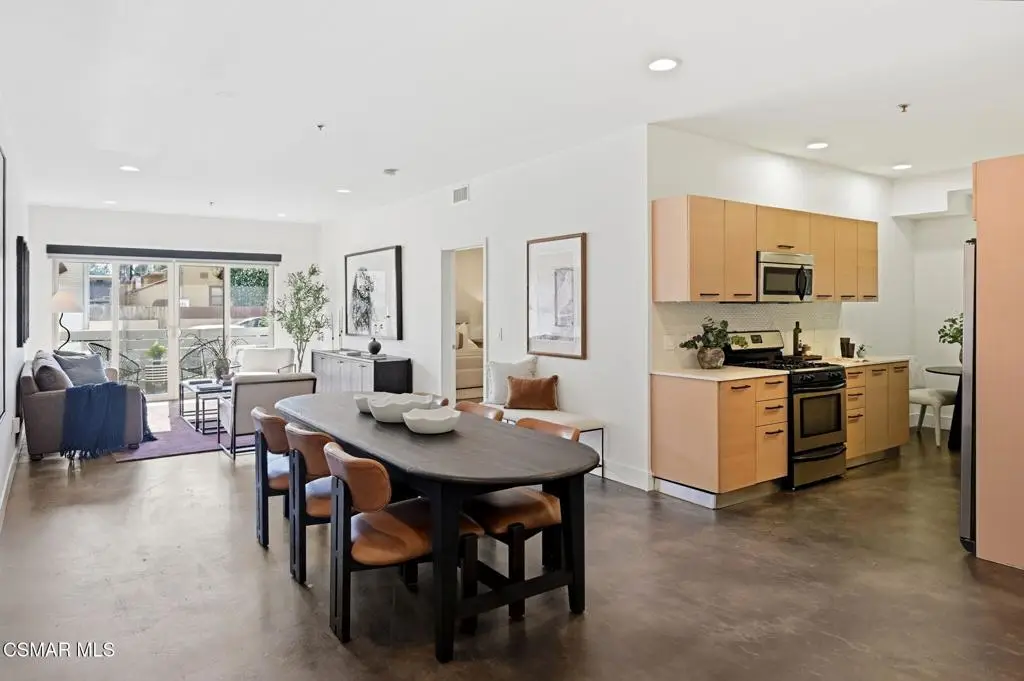5016 Bakman Avenue #104, North Hollywood, CA 91601 - #1