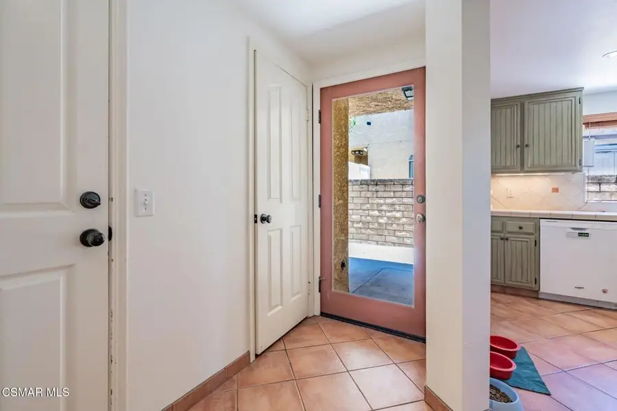 2527 Chandler Avenue, Simi Valley, CA 93065 - #3