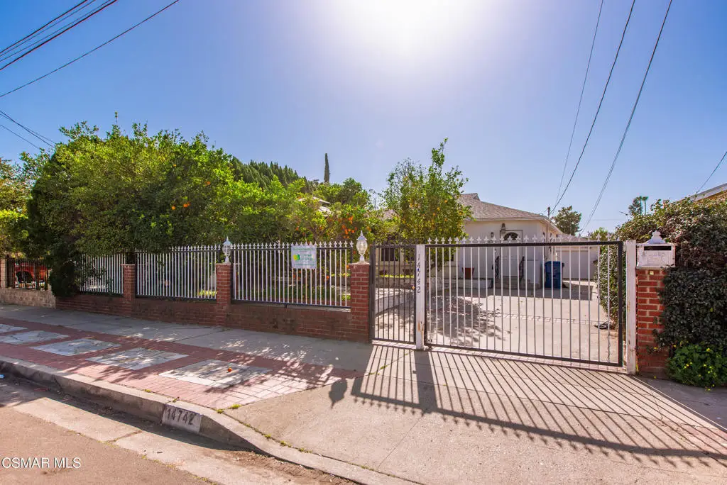 14742 Cohasset Street, Van Nuys, CA 91405 - #1