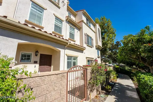 15633 Odyssey Drive #59, Granada Hills, CA 91344
