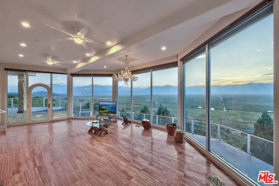 350 Aspen Lane, Bridgeport, CA 93517 - Image #2
