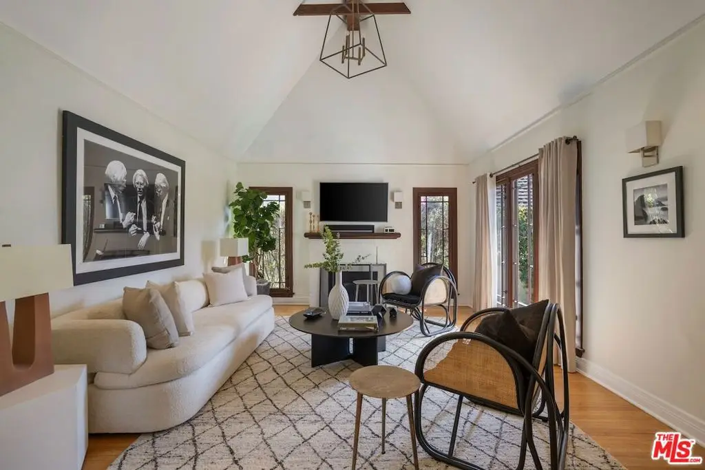 1332 S Ogden Drive, Los Angeles, CA 90019 - #1