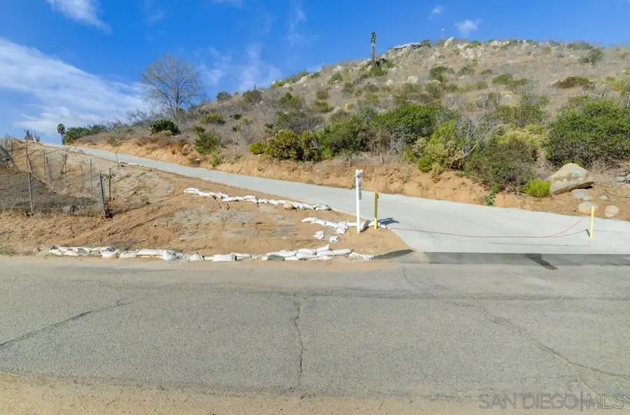 496 Camino Calafia, San Marcos, CA 92069 - #3