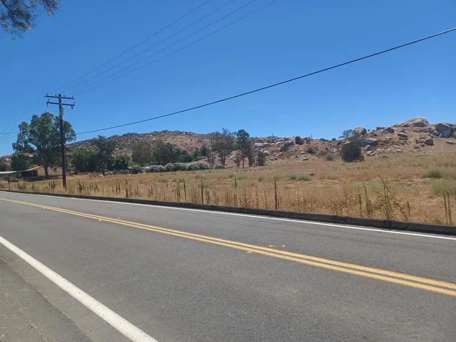 29385 Central Ave, Nuevo, CA 92567 - #2