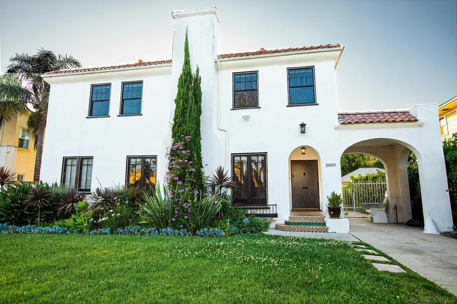 2009 S Victoria Ave, Los Angeles, CA 90016 - Image #2