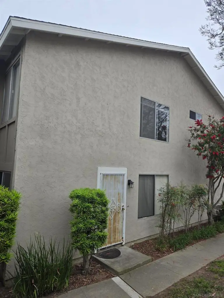 7833 Camino Huerta, San Diego, CA 92122 - Image #2