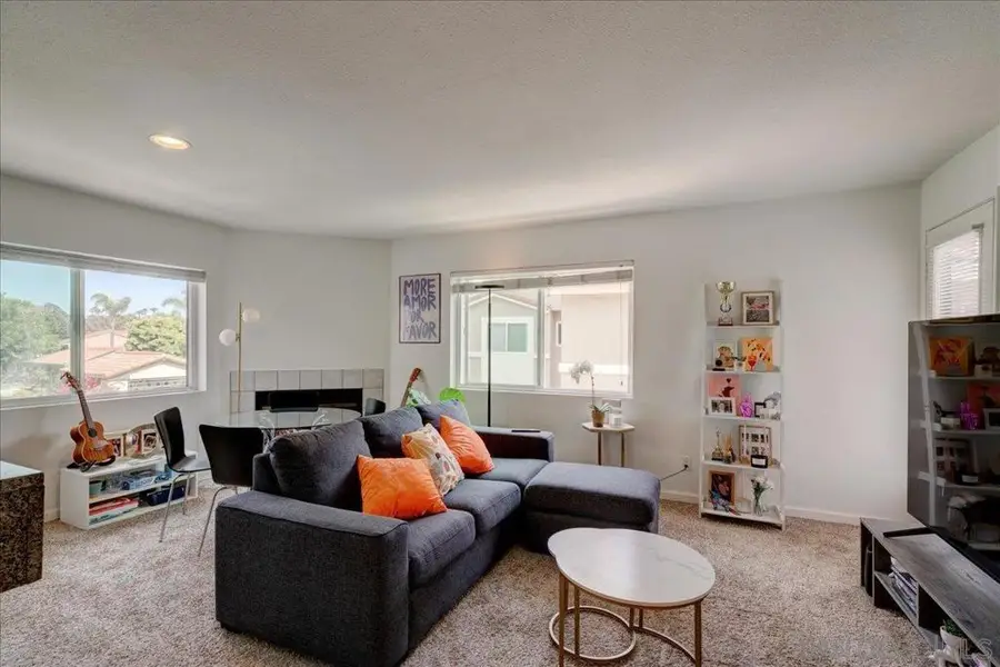 7425 Charmant Dr E #2812, San Diego, CA 92122 - Image #3