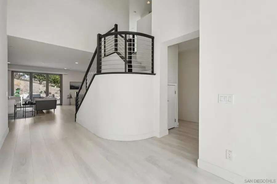 5970 Shaw Lopez Row, San Diego, CA 92121 - #3