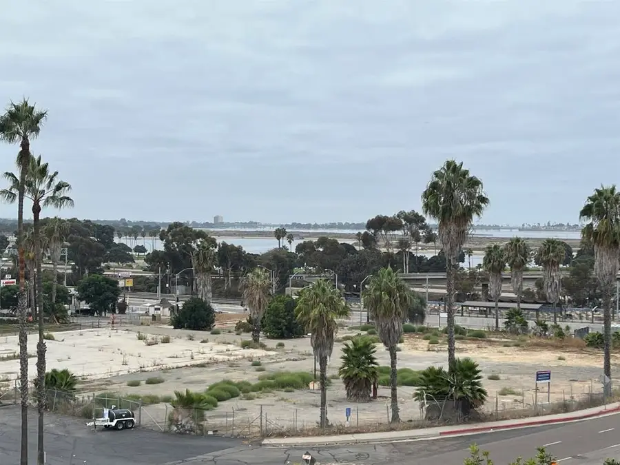 2540 Clairemont Dr #307, San Diego, CA 92117 - Image #2