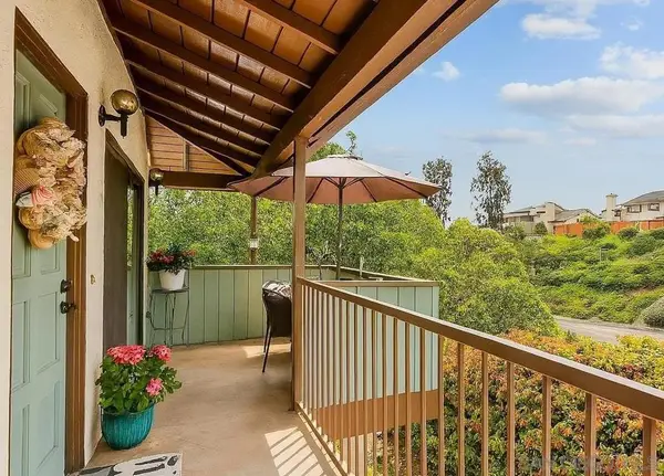 9757 Caminito Cuadro, San Diego, CA 92129