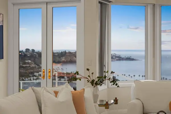 8430 Whale Watch Way, La Jolla, CA 92037