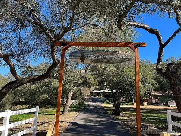 15677 Oak Valley Road, Ramona, CA 92065