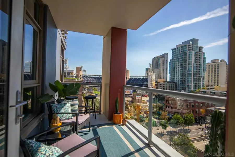 427 9th Ave #704, San Diego, CA 92101 - Image #3