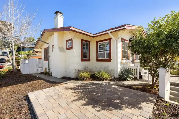 2544 Juan St, San Diego, CA 92110