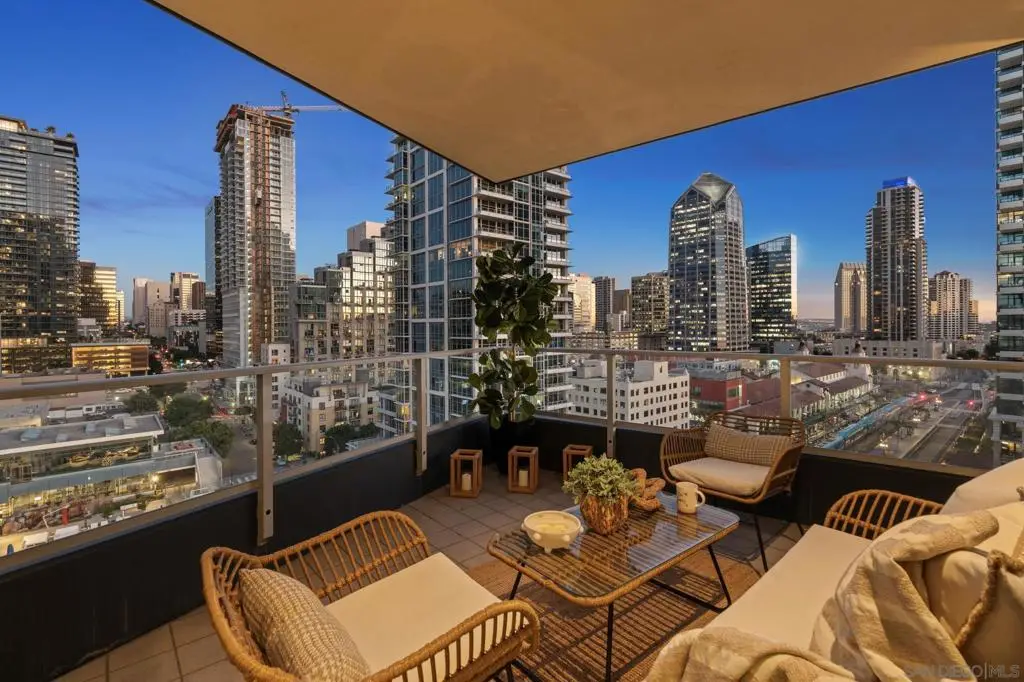 1325 Pacific Hwy #1304, San Diego, CA 92101 - Image #1