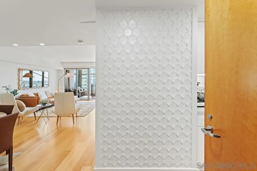 645 Front #1215, San Diego, CA 92101 - Image #2