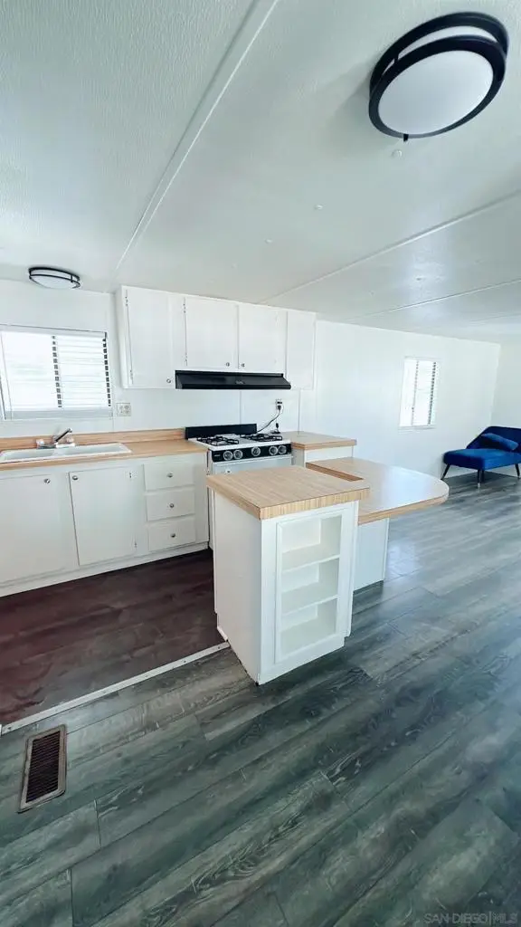 351 E Bradley #40, El Cajon, CA 92021 - #3