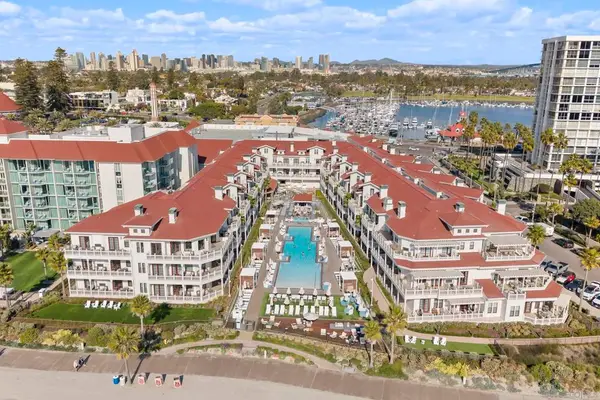 1500 Orange Ave #10, Coronado, CA 92118