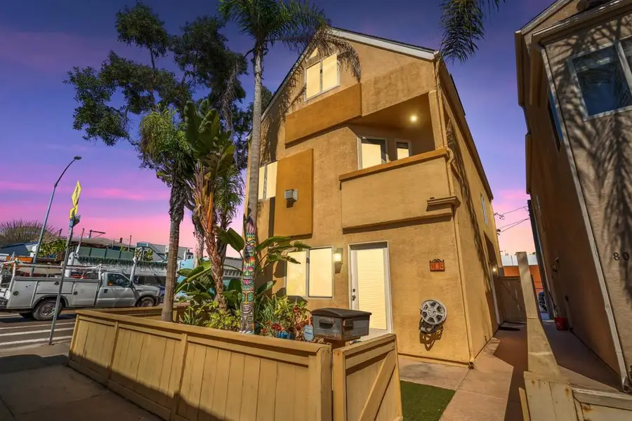 806 Redondo Ct, San Diego, CA 92109 - Image #3
