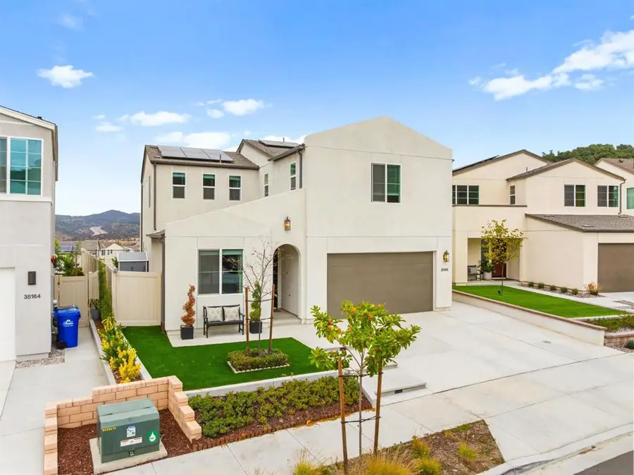35168 Bergamot Cv, Fallbrook, CA 92028 - Image #2