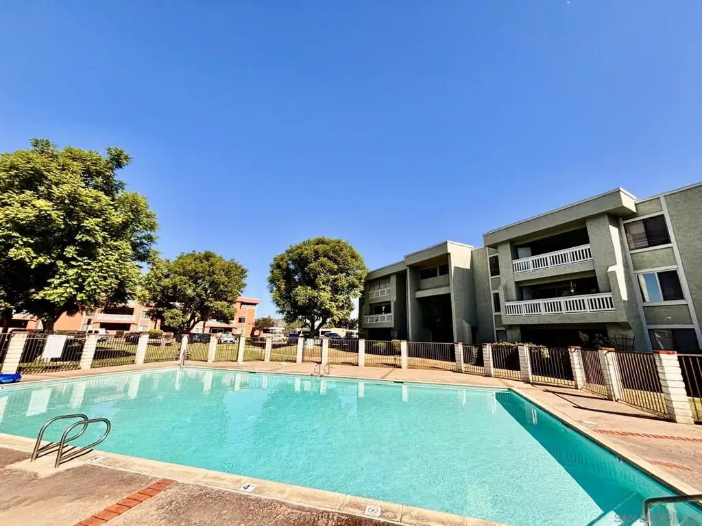 1040 E Washington Ave #33, Escondido, CA 92025 - Image #1